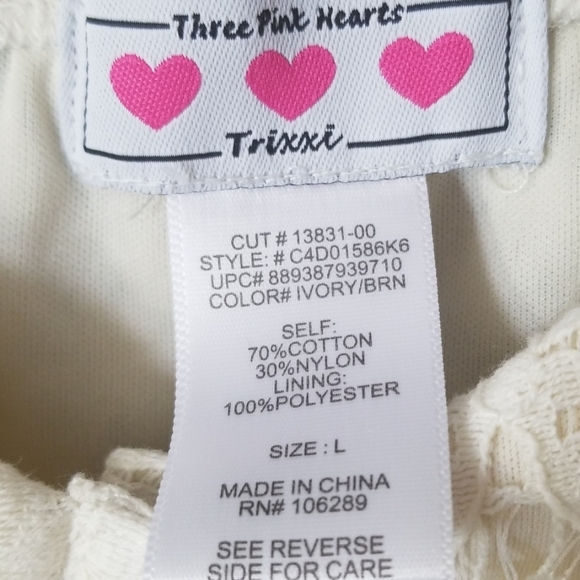 Beautiful cream lace dress EUC - Picture 4 of 5